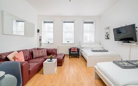 Soho Apartment Sleeps 4, Covent Garden & Leicester Square